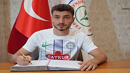 Çaykur Rizespor Remzi Kolcuoğlu ile profesyonel sözleşme imzaladı. Çaykur Rizespor altyapı oyuncularından Remzi Kolcuoğlu ile profesyonel sözleşme imzalandığını duyurdu.