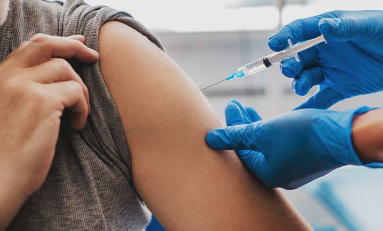 Bakan Koca açıkladı: Yüzde 50’sinin aşısı tamamlandı